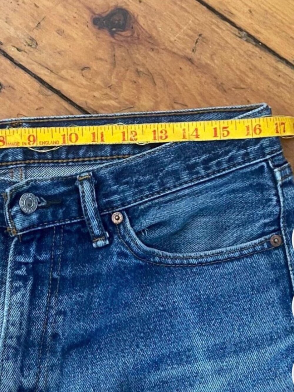 Classic Men's Distressed Blue Jeans Levi’s 505 with sashiko patches - Picture 5 of 8